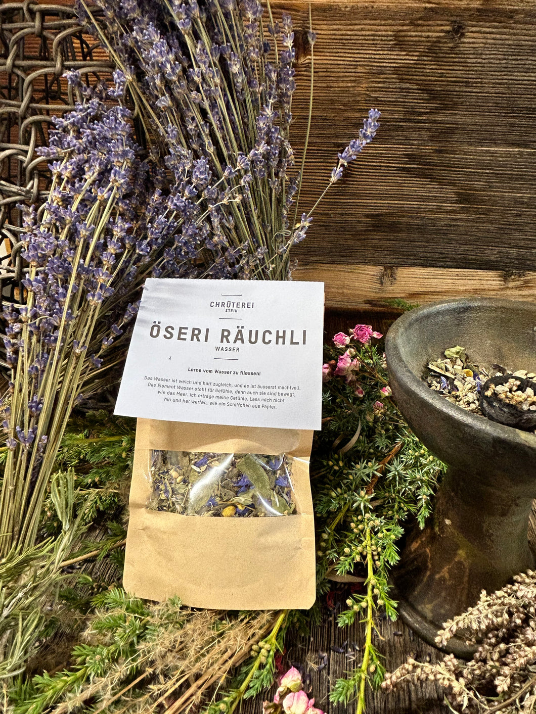 ÖSERI RÄUCHLI WASSER